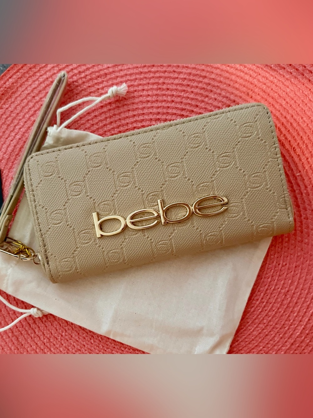 Bebe Embossed Beige Zippy Celia Wristlet Continental Wallet NWT